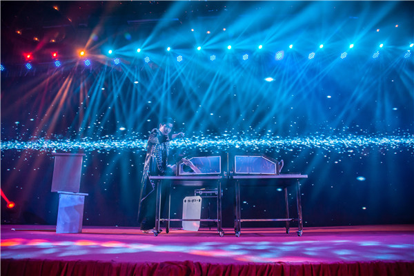 演藝節(jié)目-魔術表演