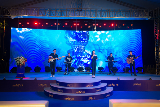 閱盡世界·不忘經典——全球菁英助言武漢臨空暨媒體發(fā)布會